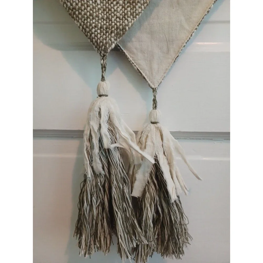 Pier 1 Imports textured woven table runner 13x72